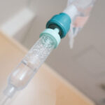 インプラント手術における静脈内鎮静法について