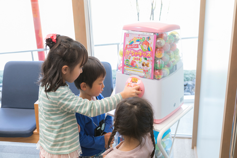 頑張ったご褒美！楽しいガチャガチャタイム